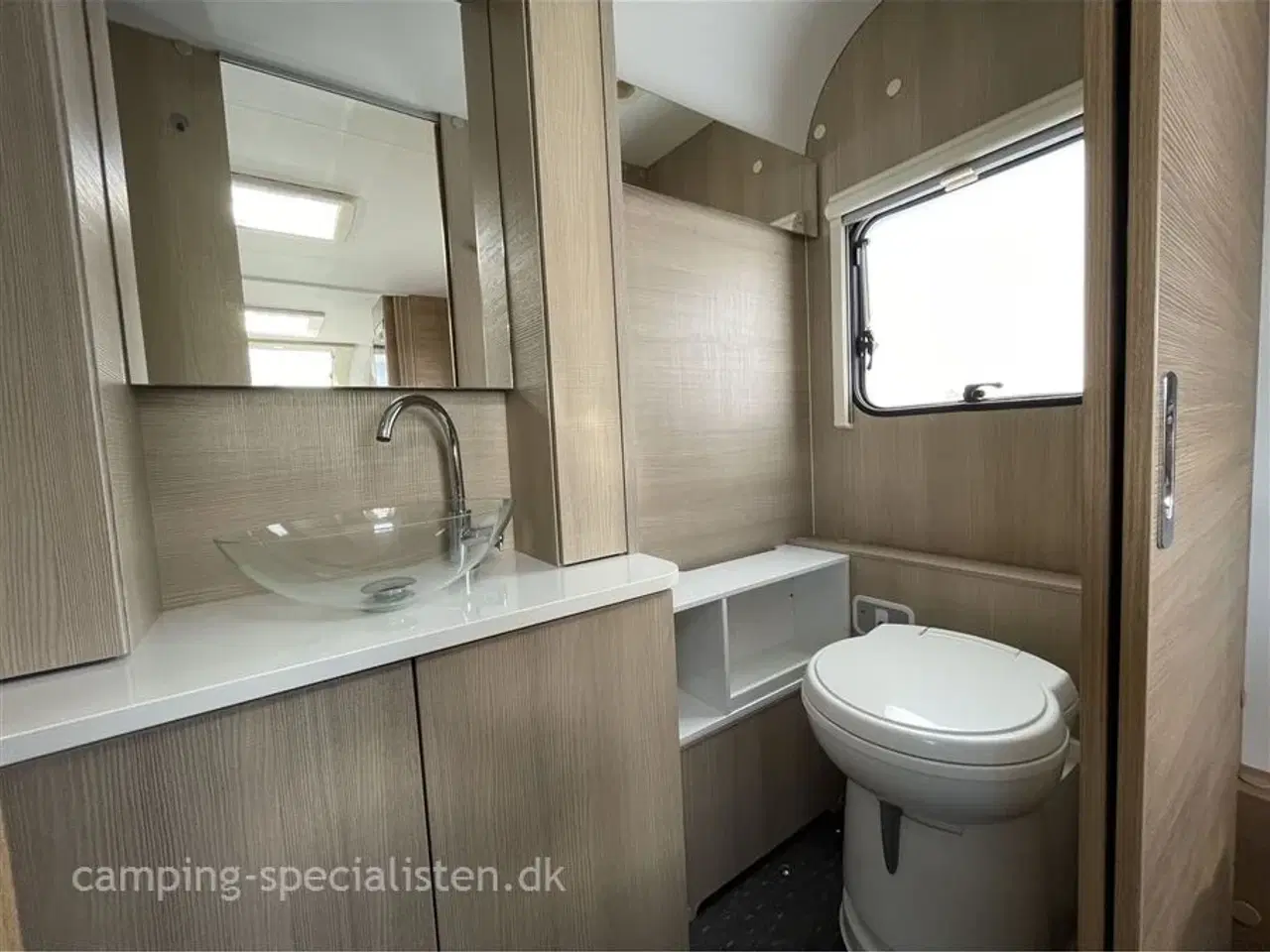 Billede 13 - 2018 - Adria Adora 613 UT   Adria Adora 613 UT 2018 - se den nu hos Camping-Specialisten.dk