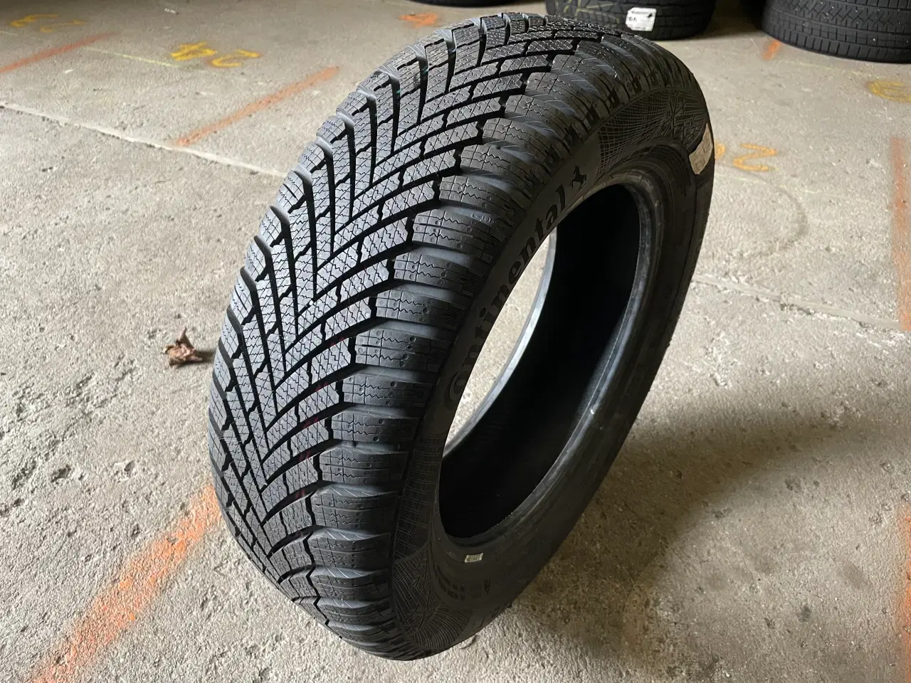 Billede 2 - 15 Continental 195/60r15 Ref.W26 vinter