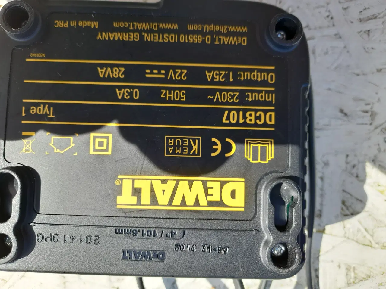 Billede 1 - Dewalt lader.