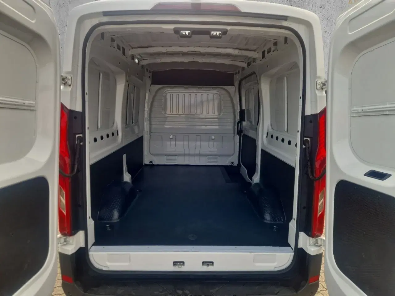 Billede 10 - Maxus e-Deliver 9 72 L2H2 Kassevogn