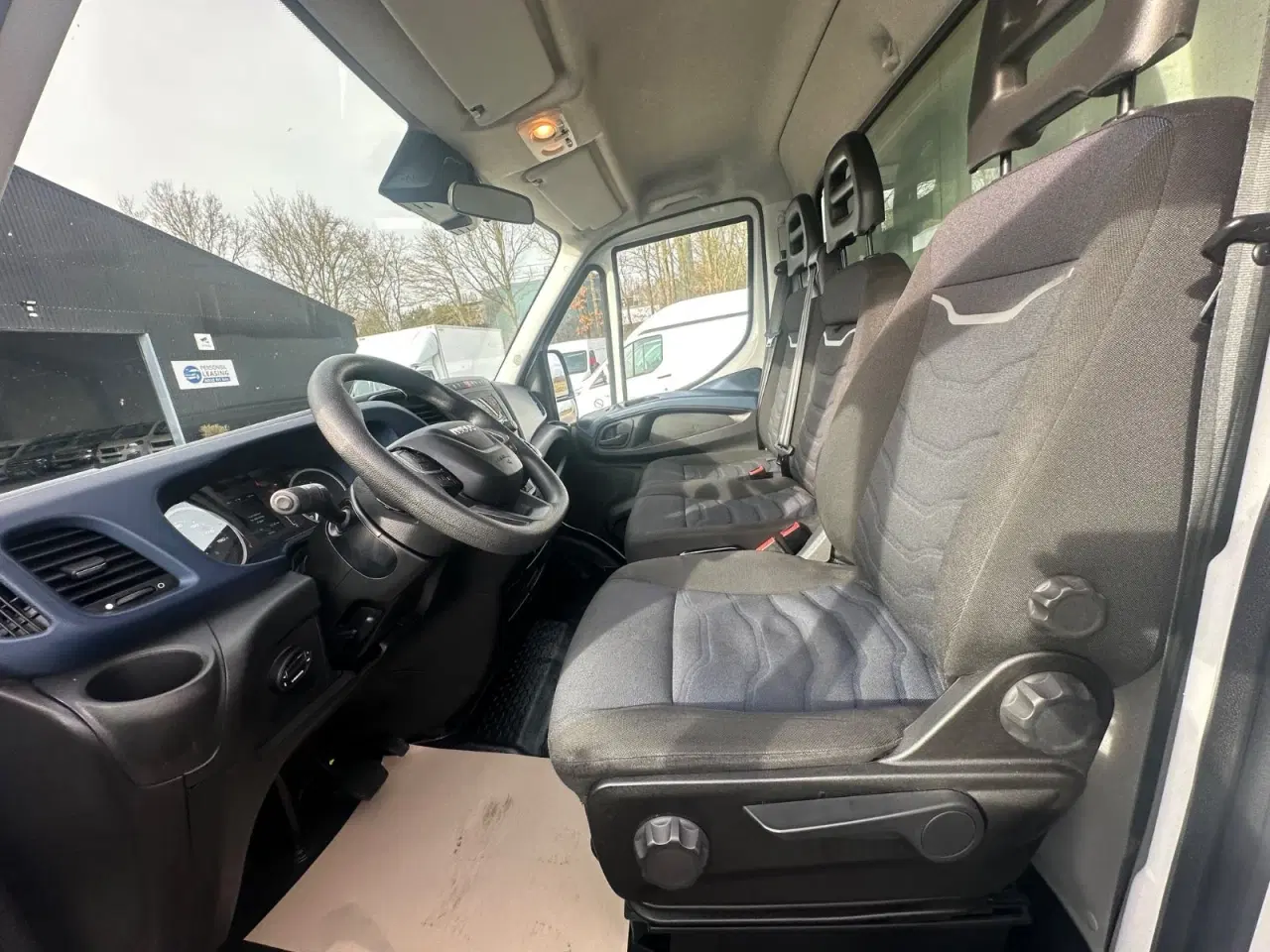 Billede 10 - Iveco Daily 2,3 35S14 12m³ Van AG8