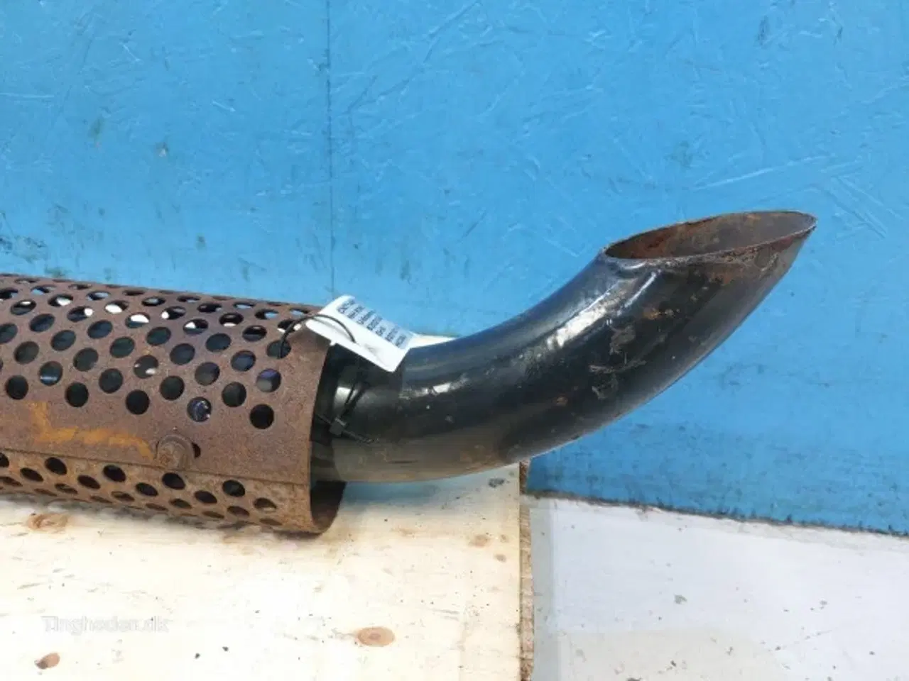 Billede 18 - New Holland 8160 Udstødningsrør 82020110