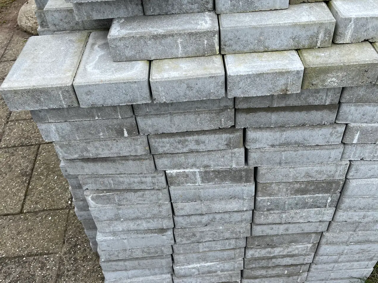 Billede 3 - Havefliser 