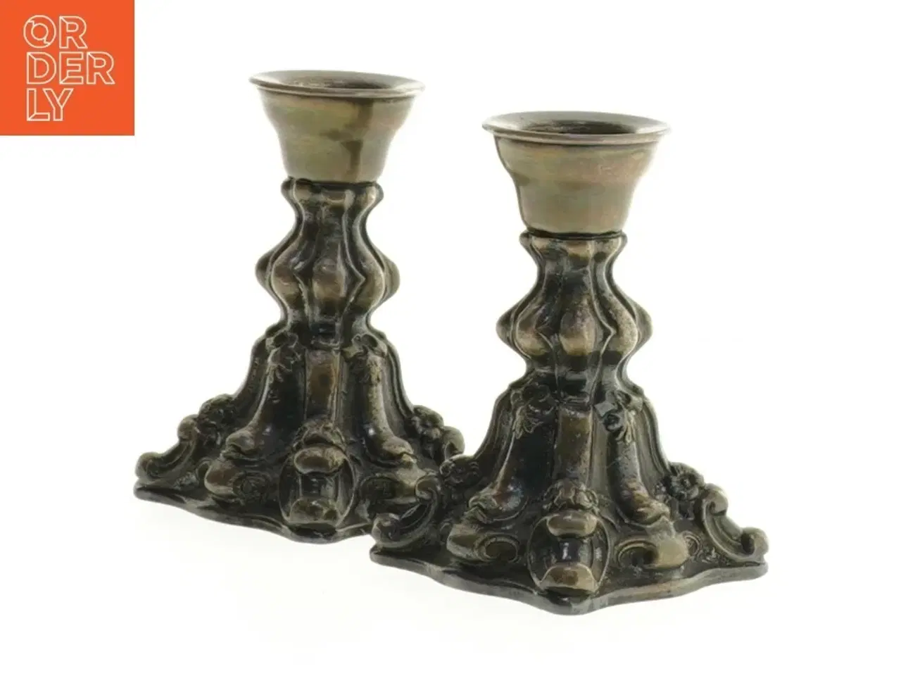 Billede 1 - Vintage lysestager i metal (str. 8,5 x 6 x 6 cm)