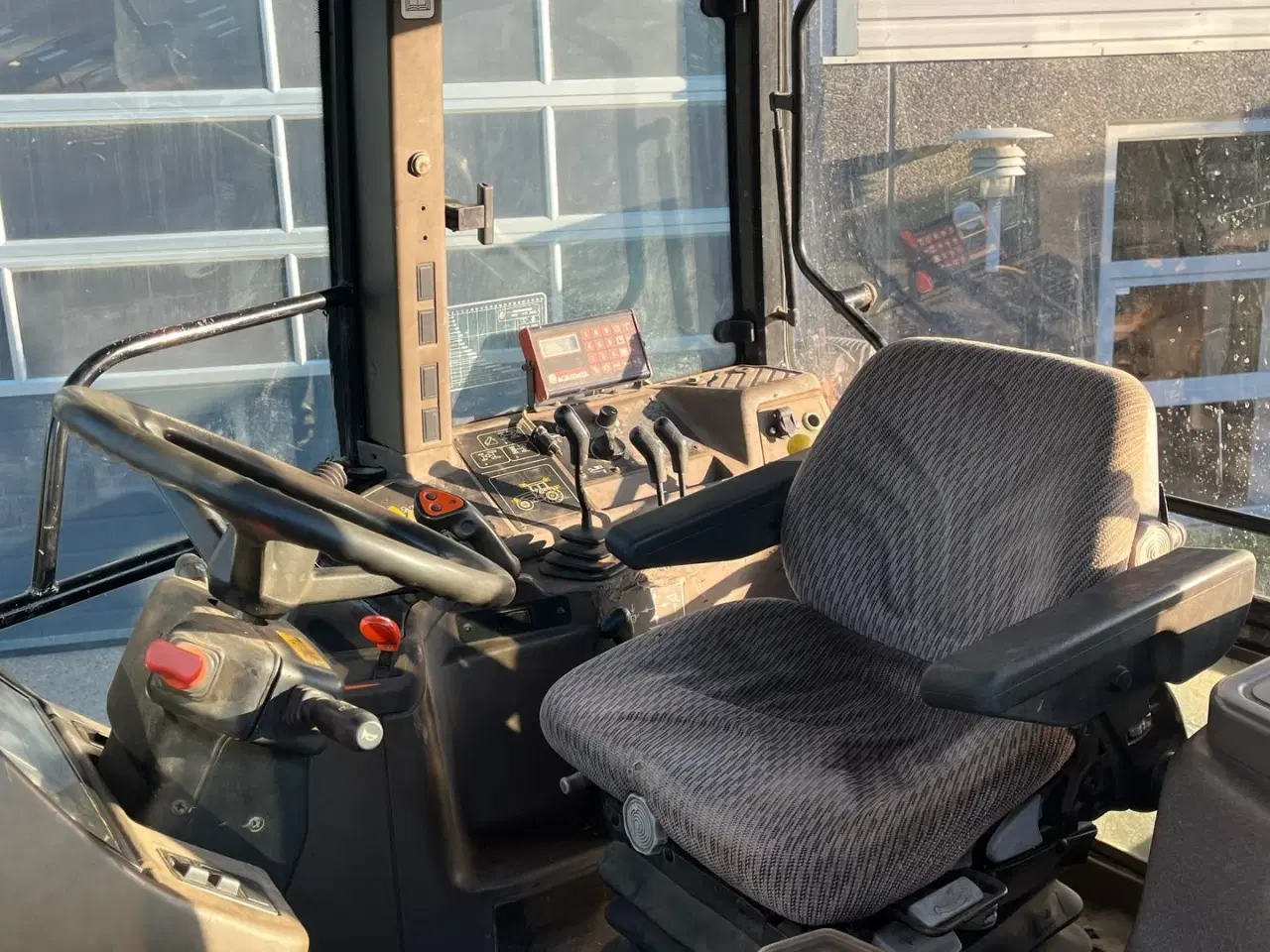 Billede 6 - New Holland M100 Med frontlift og turbo