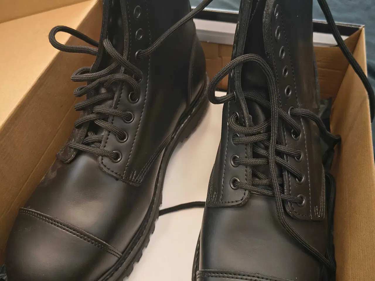 Billede 1 - Brandit Phantom 10 Eyelet læderstøvler – str. 43