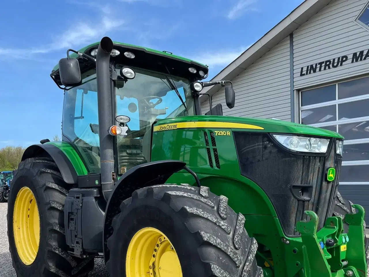 Billede 20 - John Deere 7230R Med frontlift. Stor stærk traktor til små penge