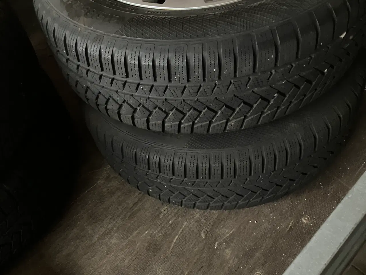 Billede 1 - Vinterdæk brugt til Renault Captur. 5 mm