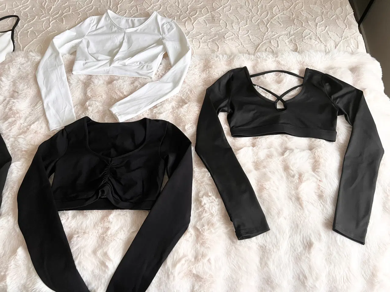 Billede 5 - 15 træningsoverdele str S.