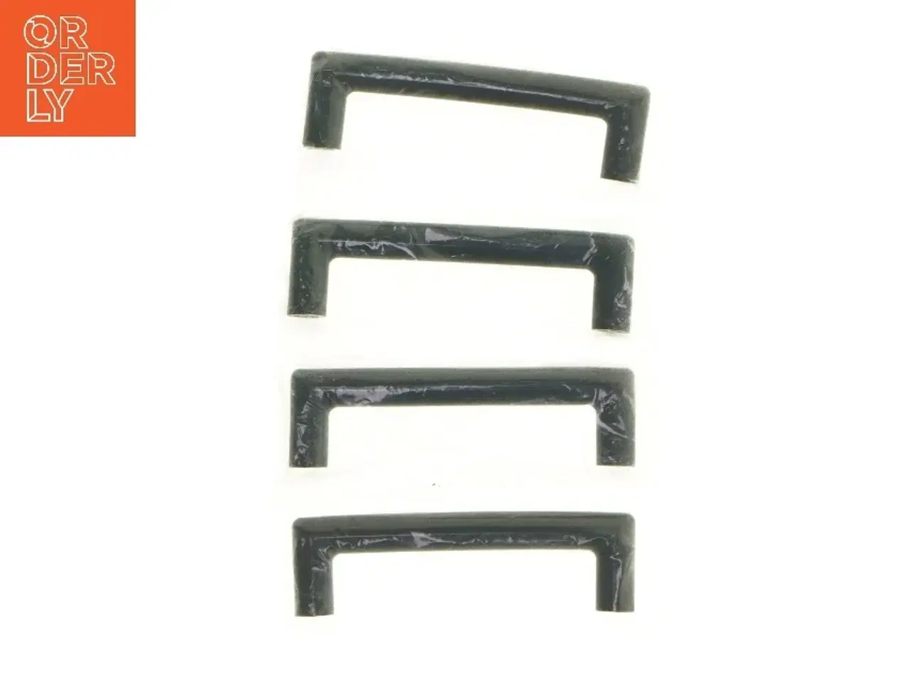 Billede 1 - Sæt af 4 sorte greb (str. 4 stk 11x3 cm)