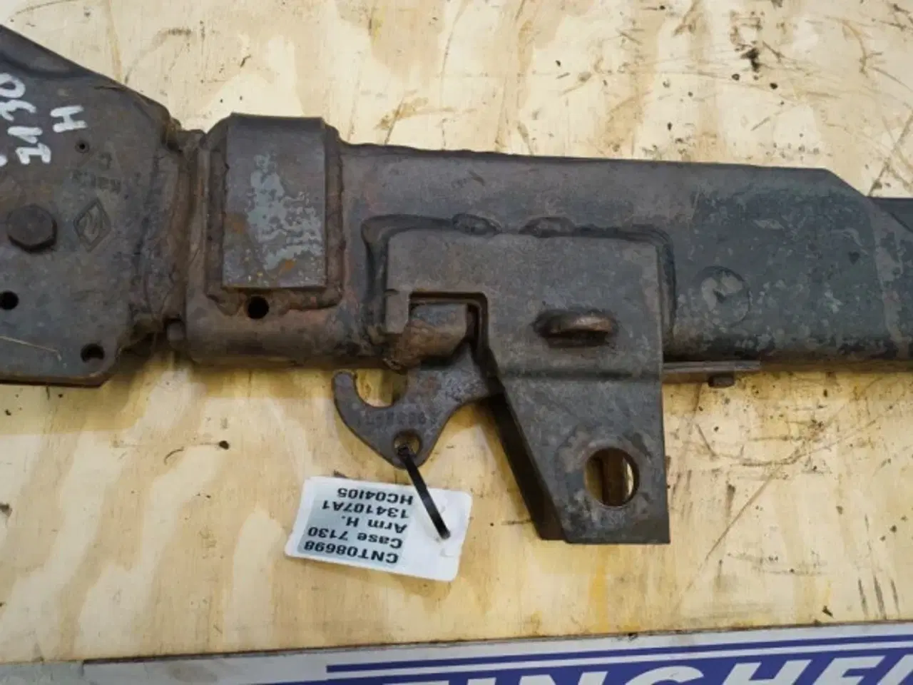 Billede 6 - Case 7130 Liftarm H. 134107A1