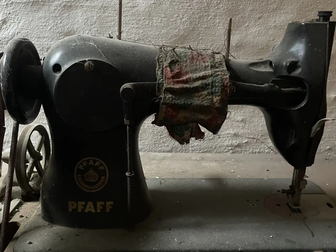 Billede 2 - Pfaff 30 industrisymaskine med bord