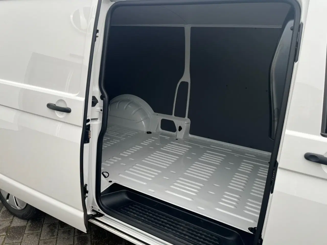 Billede 9 - VW Transporter 2,0 TDi 150 Kassevogn DSG lang