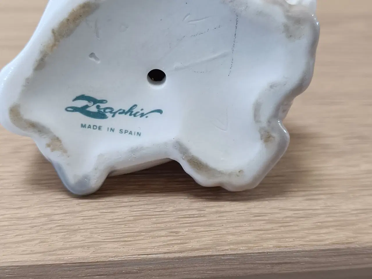 Billede 4 - Figur pige med hund. Spansk porcelæn 