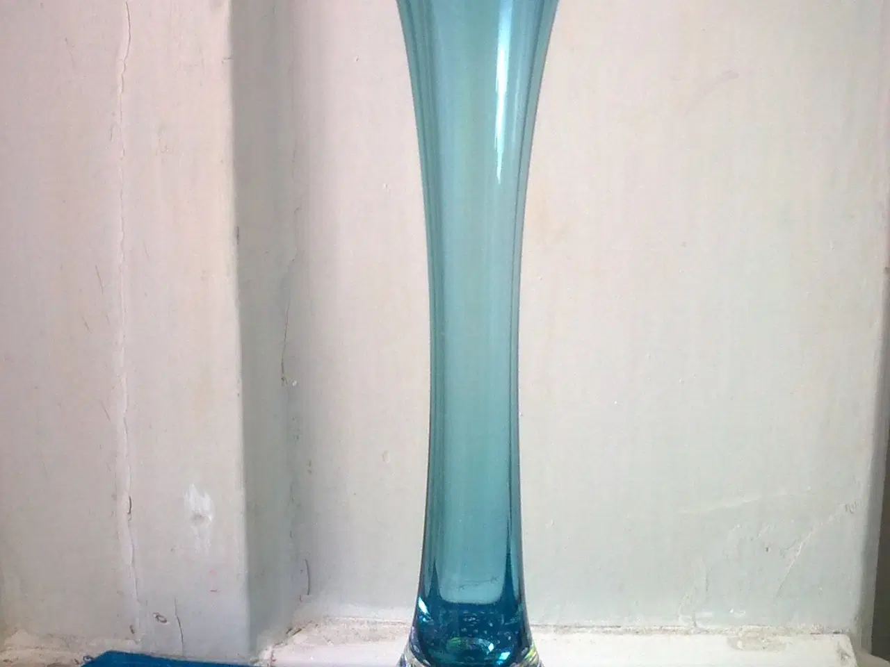 Billede 1 - Lyseblå glas retro +5 forskellige + luftbobler 