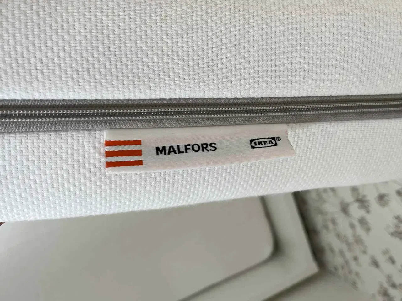 Billede 3 - Seng incl. madrasser 