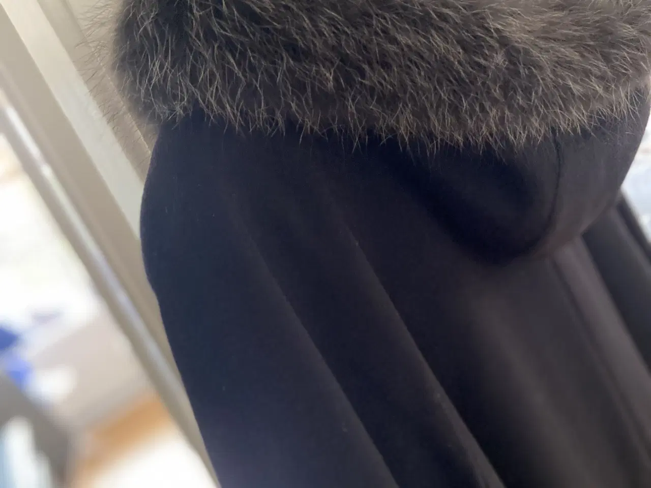 Billede 4 - Ny Steinbock uldfrakke med aftagelig pelskrave.