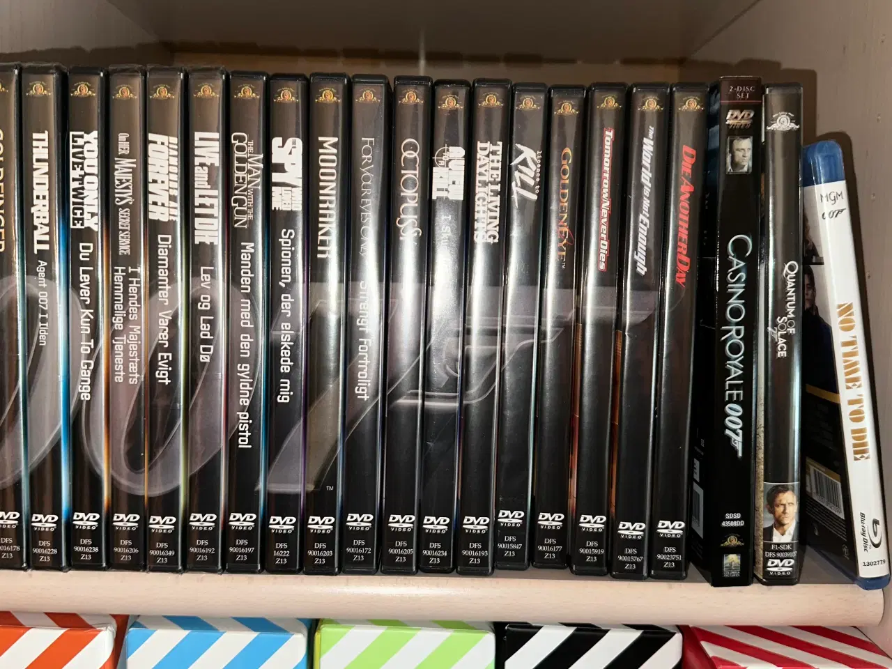 Billede 1 - James Bond