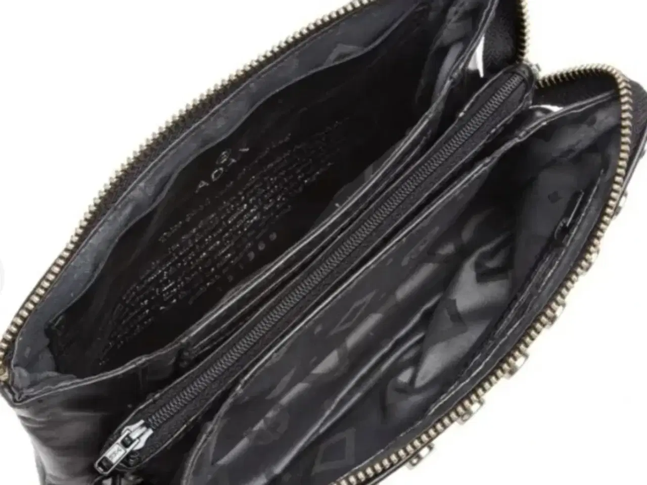 Billede 2 - Ny clutch/pung fra Adax 