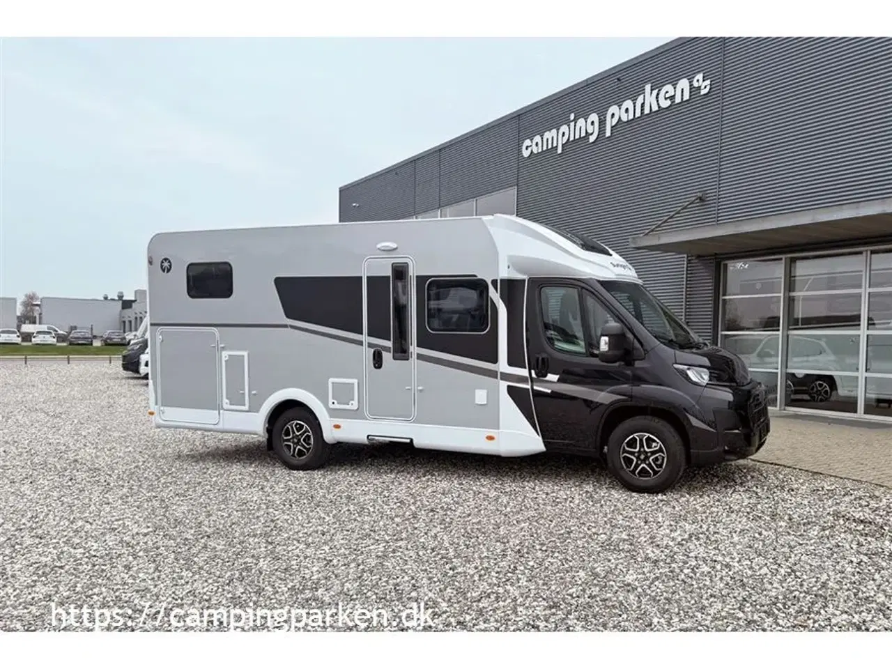 Billede 1 - 2026 - SunLight T 67 Adventure   Sunlights populære model med enkeltsenge, Adaptiv fartpilot, Nordic pakke og automatgear