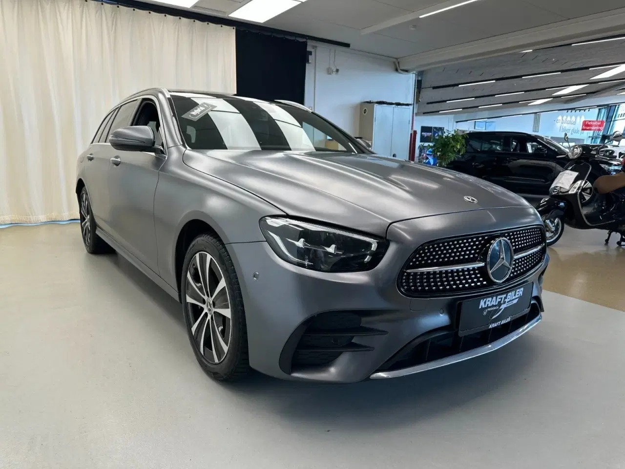 Billede 6 - Mercedes E300 de 2,0 AMG Line stc. aut. 4Matic