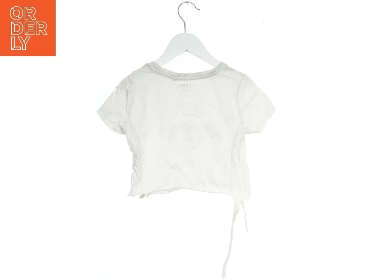 Billede 2 - Hvid T-Shirt med tekst fra Kids only (str. 128)