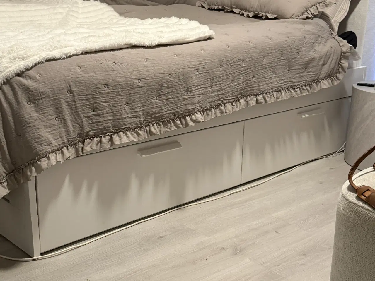 Billede 12 - BRIMNES Sengestel m. opbevaring, hvid, 180x200 cm