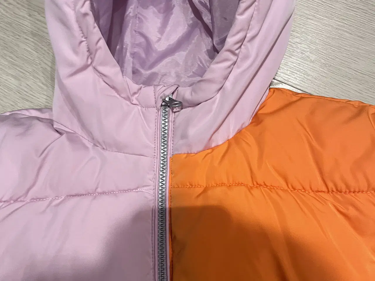 Billede 2 - Fin vinterjakke, str 13 år