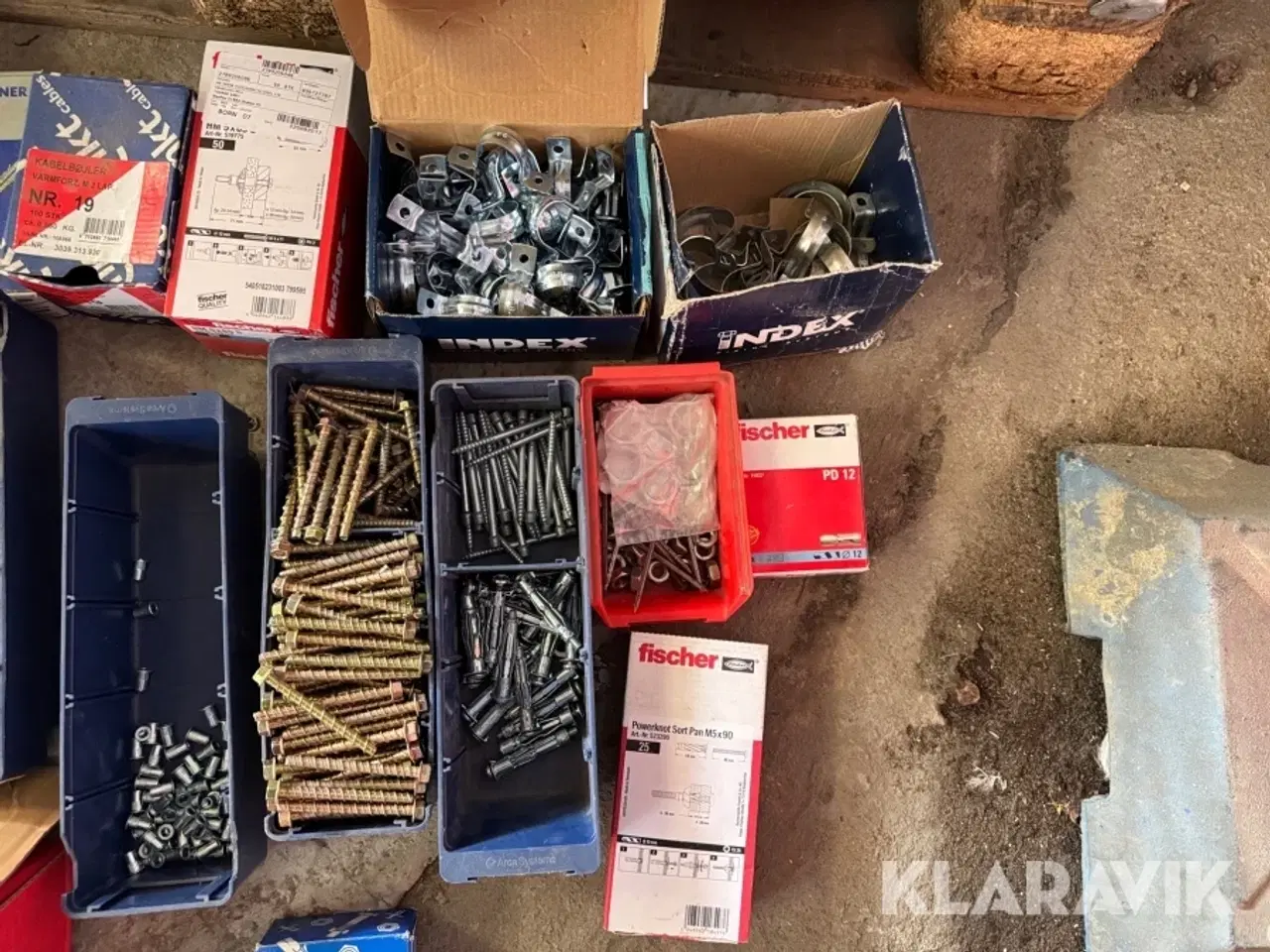 Billede 10 - Blandede beslag, bolte, skruer og monteringsdele