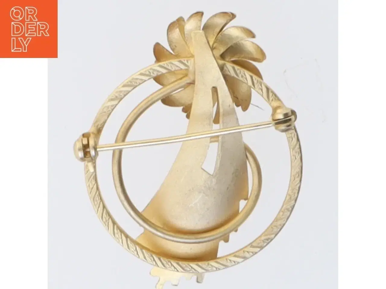 Billede 3 - Gylden broche med perle (str. 3,5 cm)