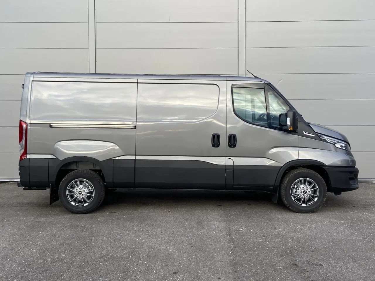 Billede 8 - Iveco Daily 3,0 35S21 9m³ Van AG8