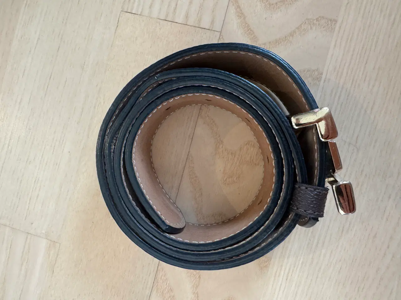 Billede 4 - Louis vuitton ting sælges