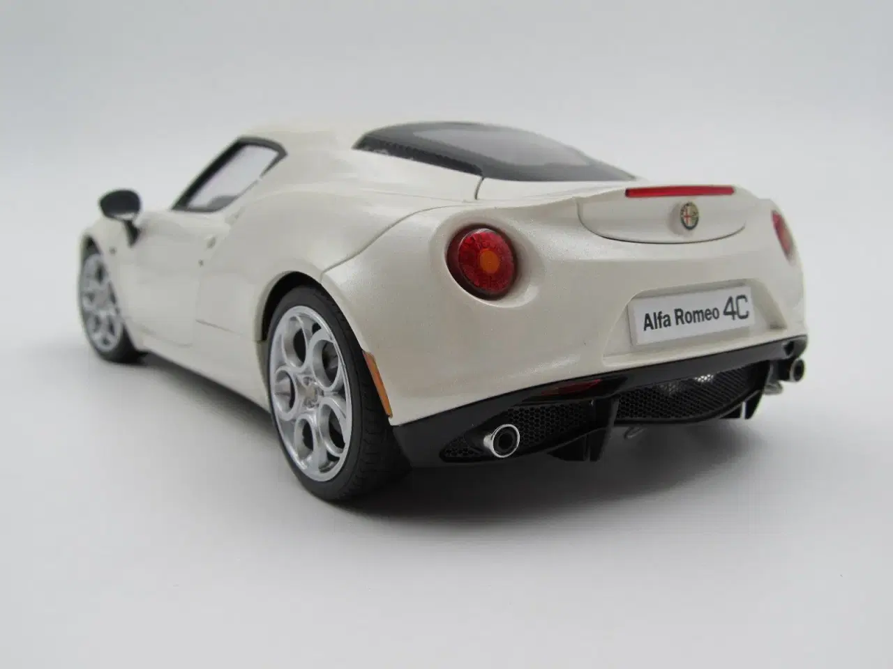 Billede 7 - 2013 Alfa Romeo 4C Coupe - AUTOart - 1:18