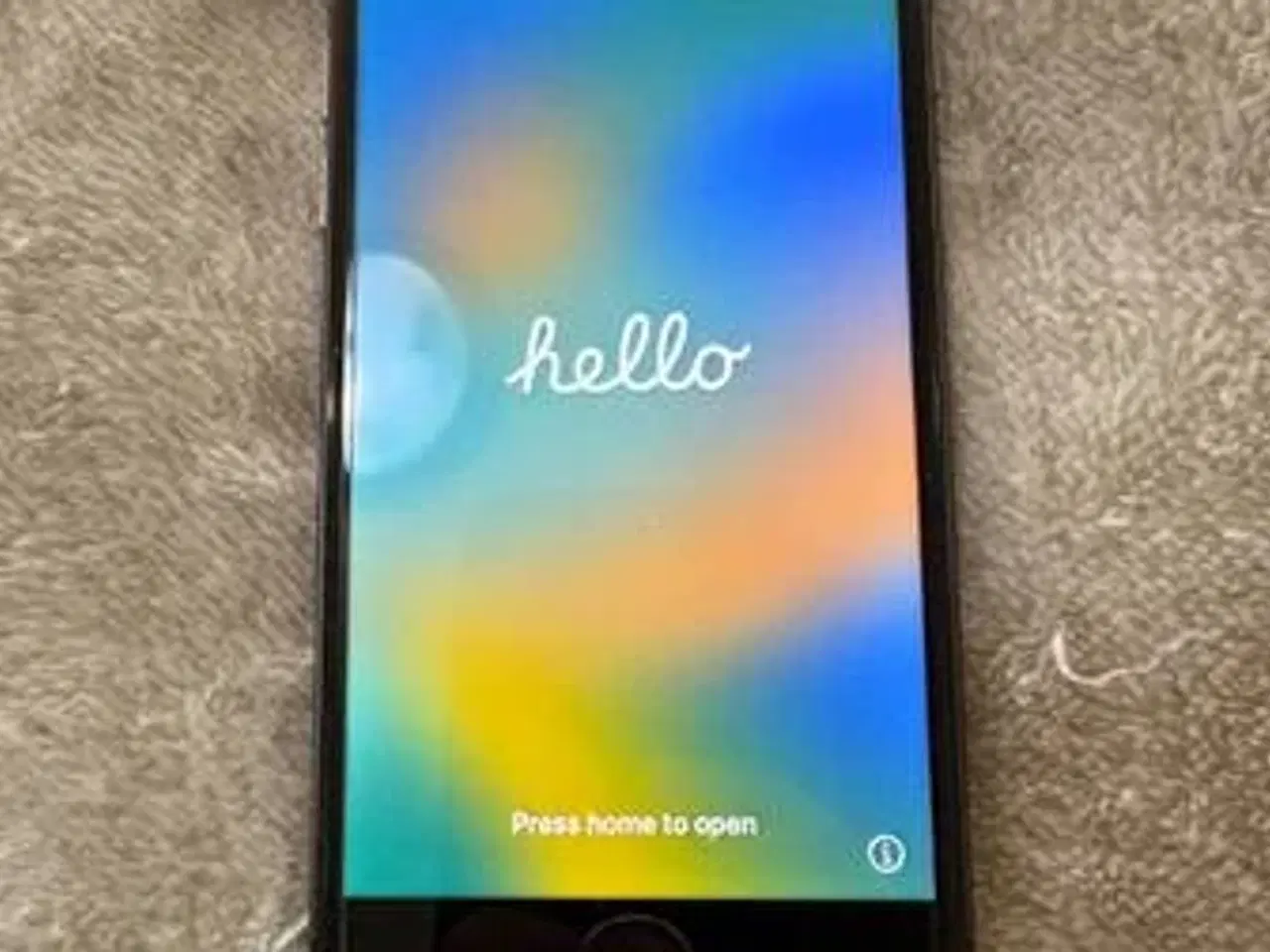 Billede 1 - iPhone 8 inkl oplader og headset