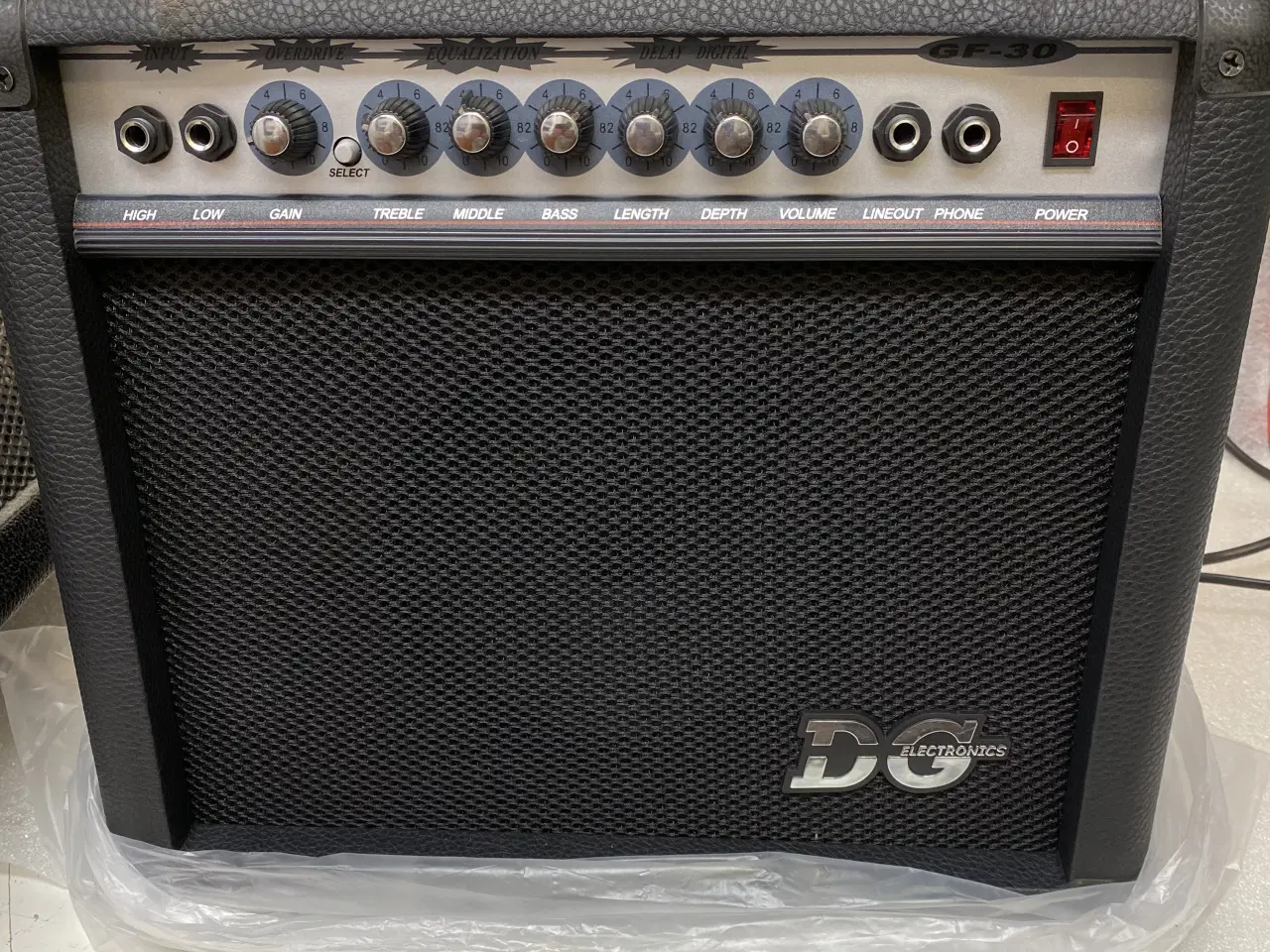 Billede 1 - DC Electronics GF-30 guitarforstærker – Helt NY!