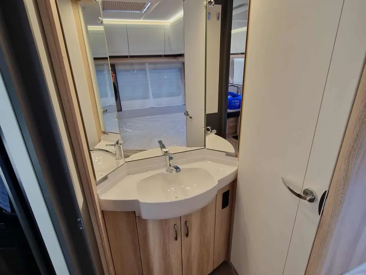 Billede 9 - 2026 - Hobby De Luxe 460 Ufe DK Line