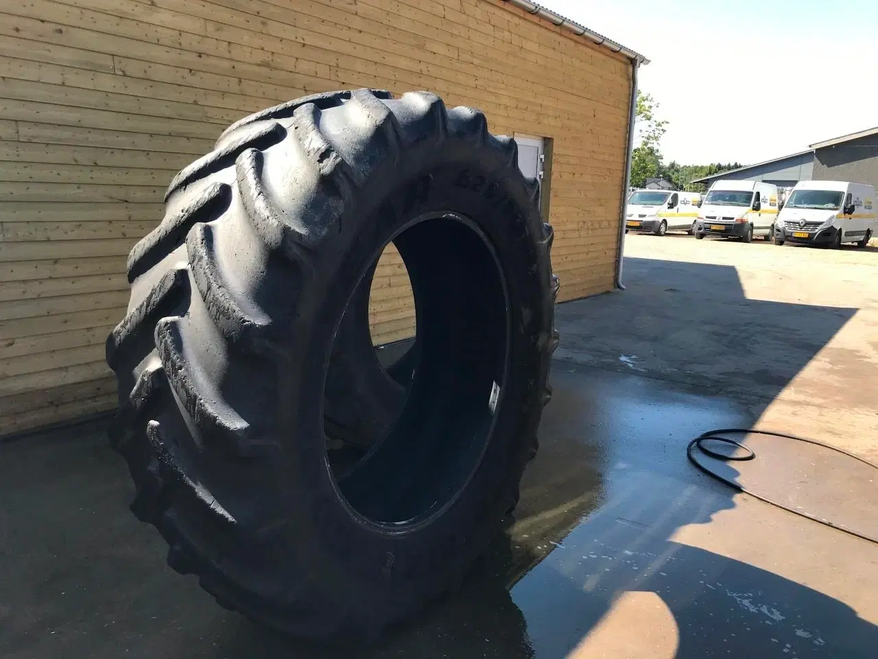 Billede 1 - Good Year 620/70-42