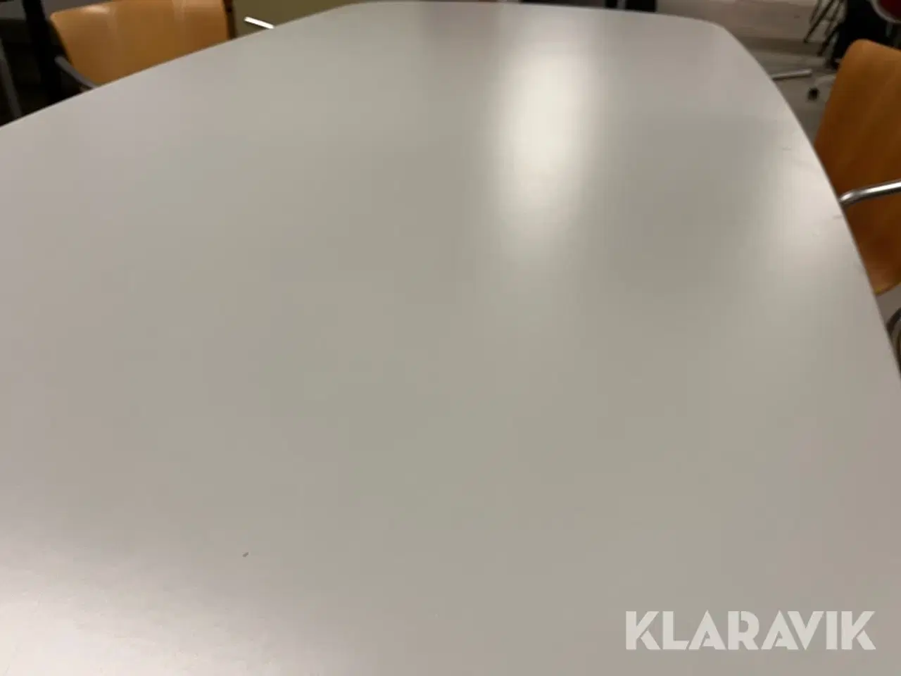 Billede 6 - Mødebord Kinnarps med 4 stole