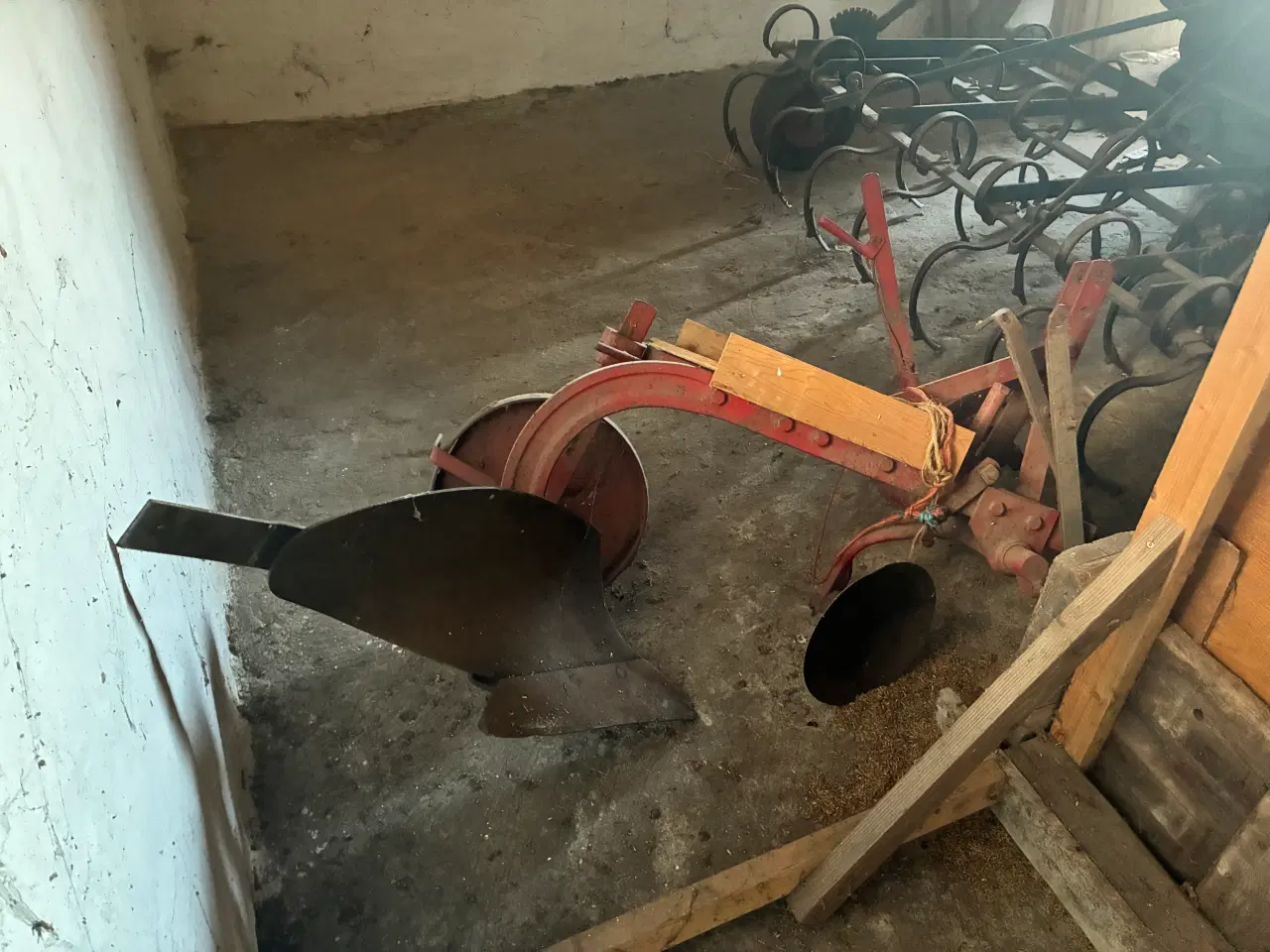 Billede 8 - Massey Ferguson traktor m. skovl, vogn, plov og ha