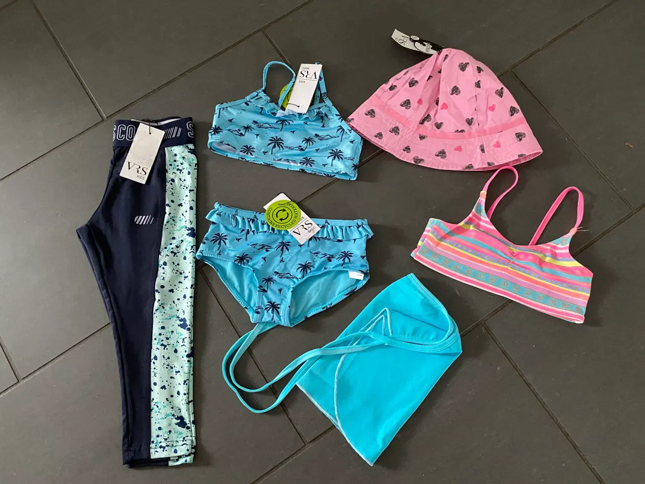 Billede 1 - Sommer pigejakke - 6 dele str 3-4 år