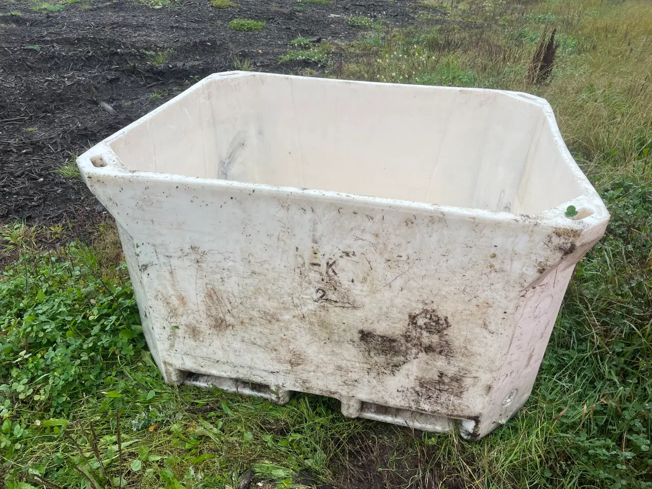 Billede 1 - Islænder container, kar, plastik kasse