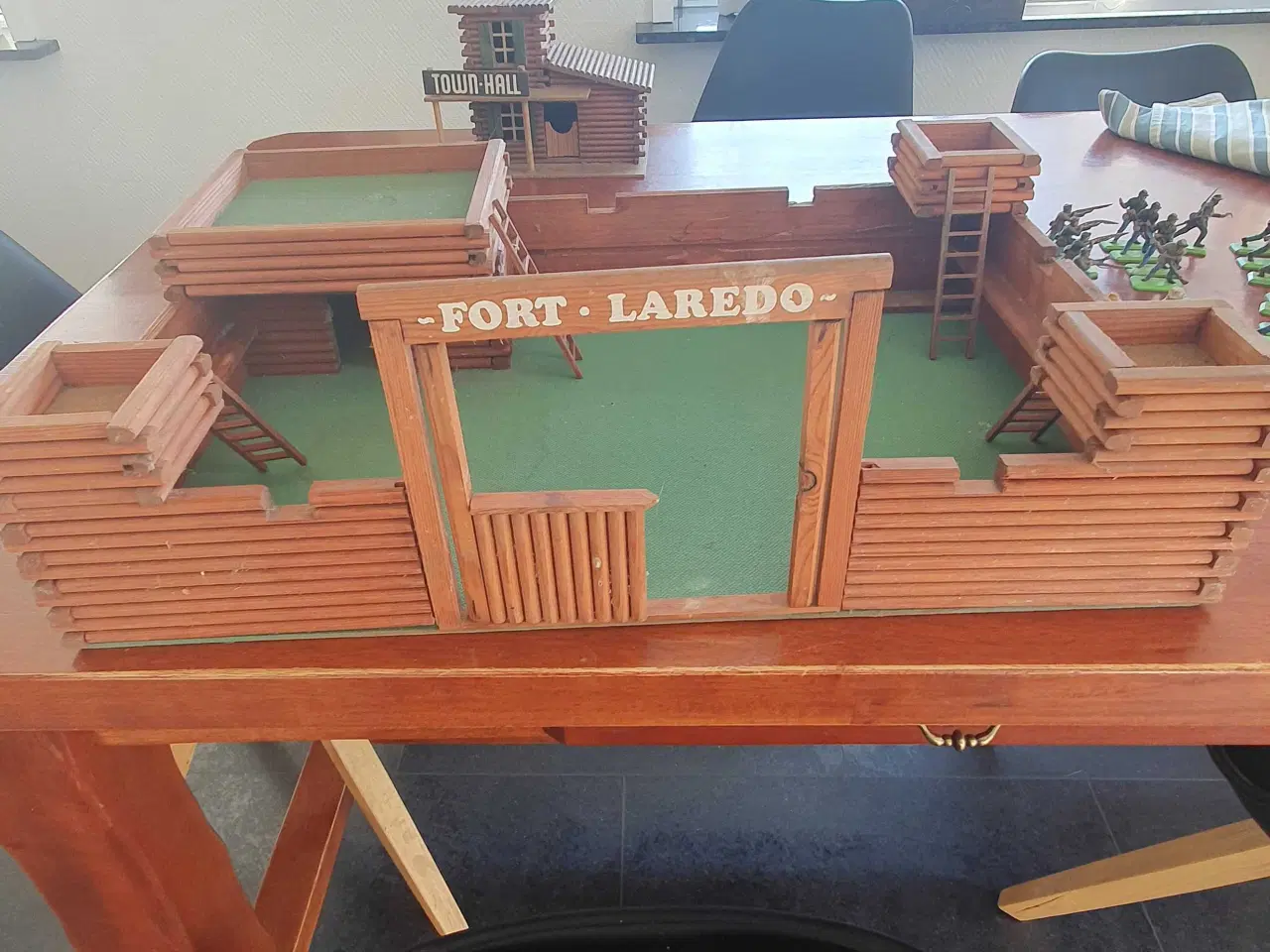 Billede 3 - Laredo fort +fogur