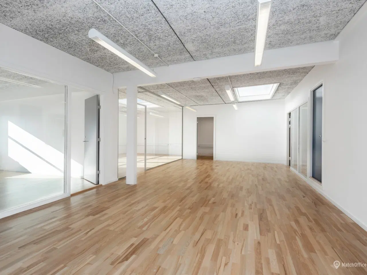 Billede 5 - Lyst og indbydende kontorlejemål