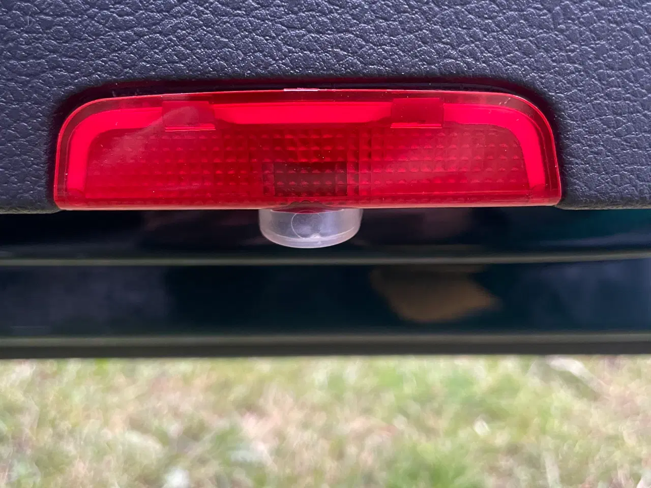 Billede 2 - Dørlys med vw logo på AAA-batterier