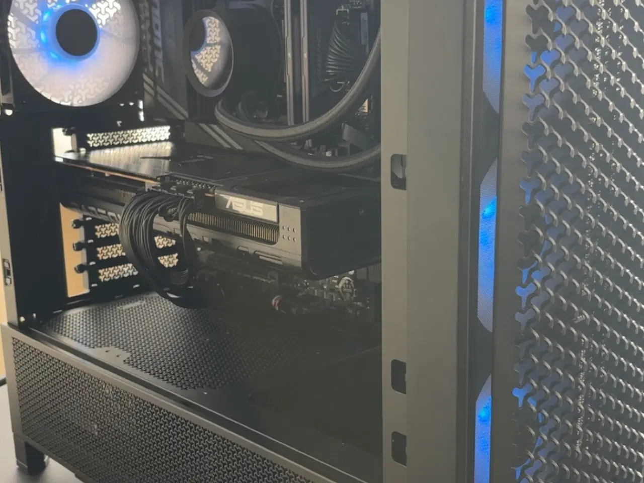 Billede 6 - Kraftig Gaming PC, RYZEN 7 9800X3D/9070 XT