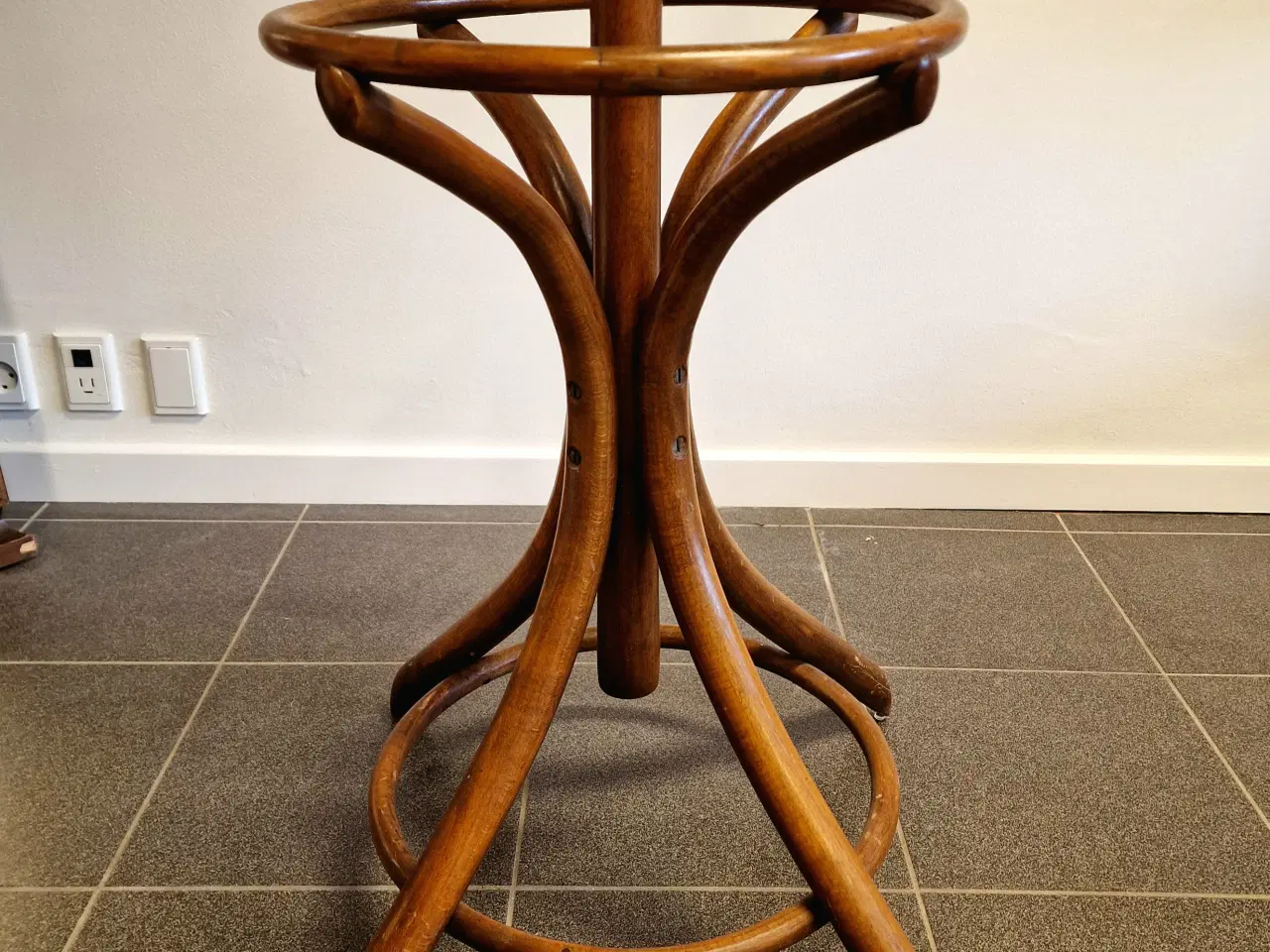 Billede 4 - Smuk gammel klassisk thonet stumtjener