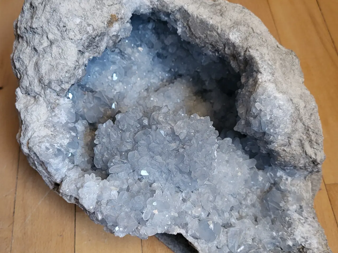 Billede 1 - KUN 1499 kr for 8,4 kg CELESTIT GEODE