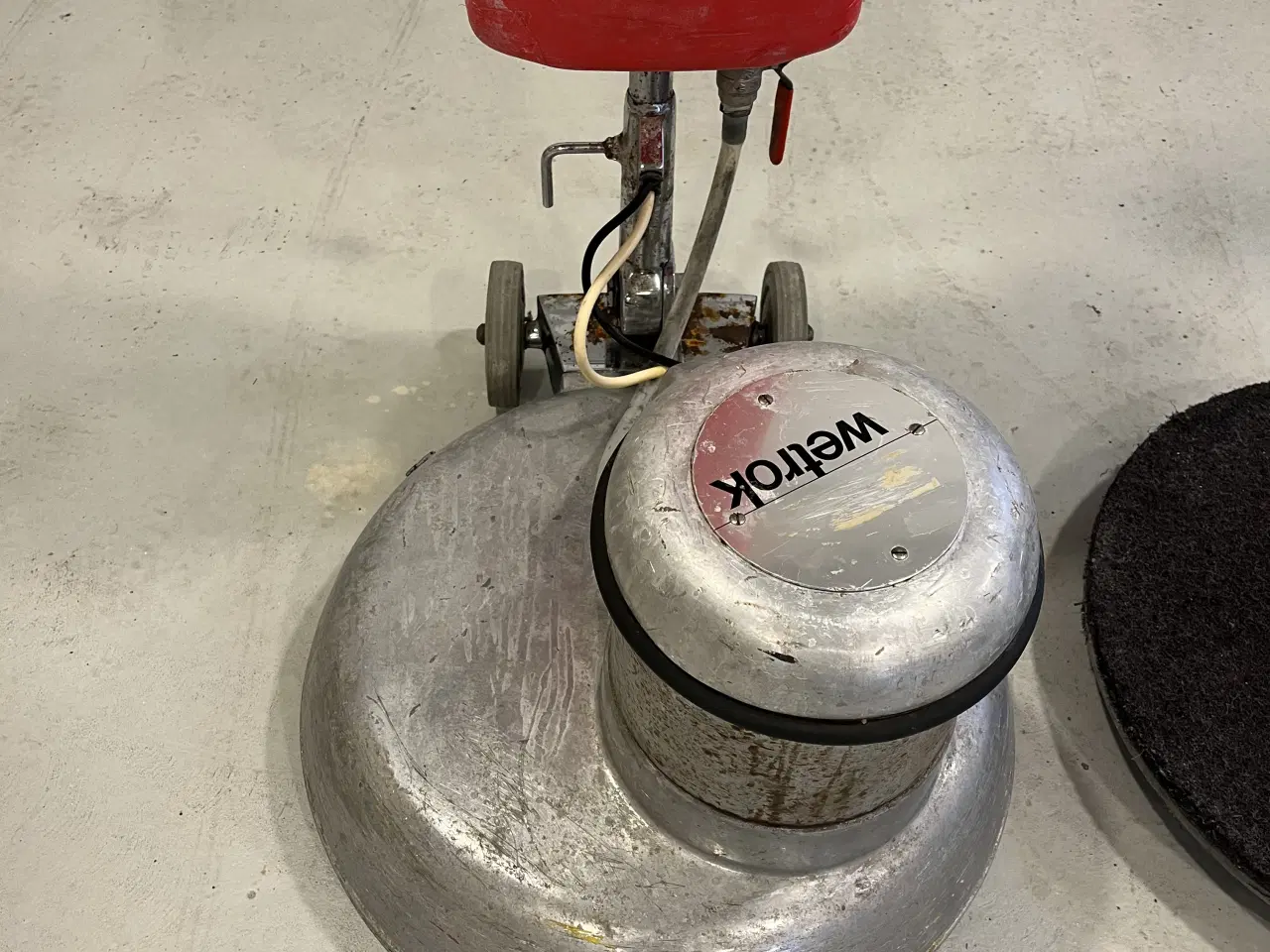 Billede 2 - Gulvpoleringsmaskine / Gulvskrubber – Wetrok