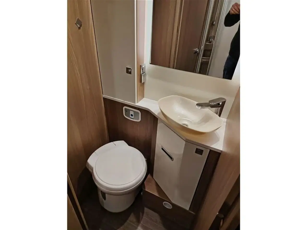 Billede 11 - 2018 - Bürstner Lyseo I 734