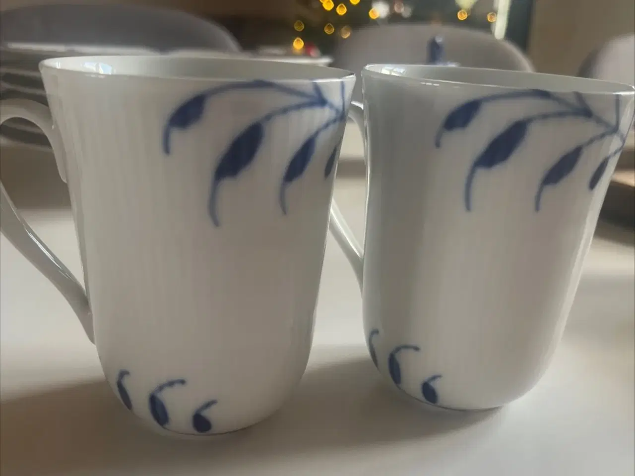 Billede 2 - Royal Copenhagen Blå Mega Riflet krus 2 stk. 36 cl